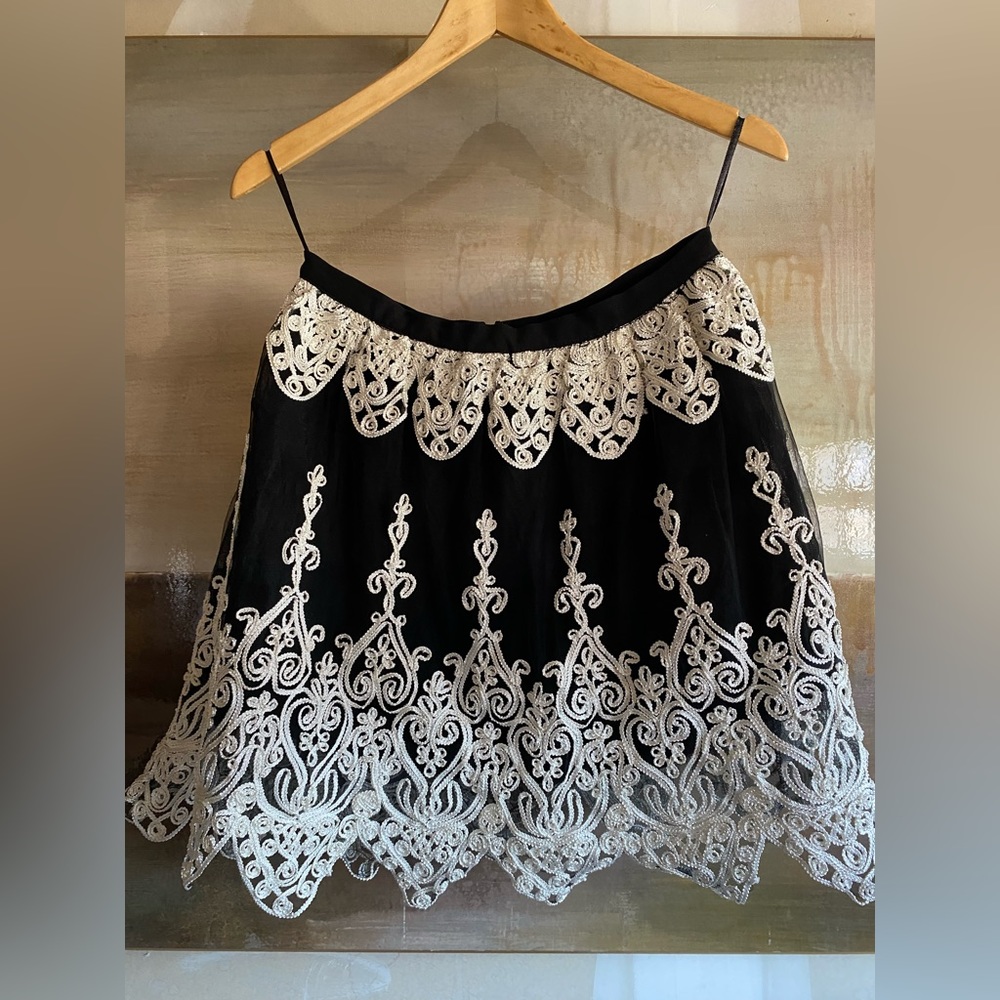 Deign lab skirt